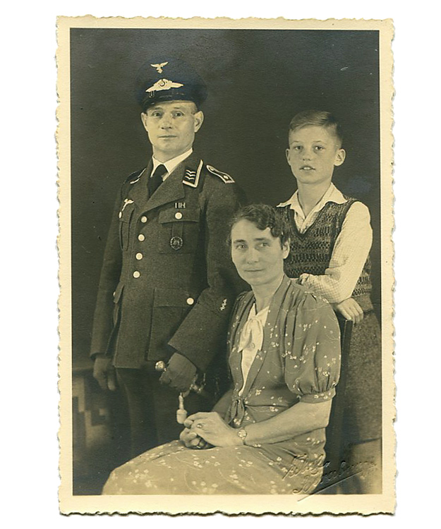 WWII �ɥ��ķ�������ݡ��ȥ졼�ȡ��̿�/��ʪ������